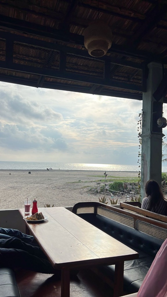 Daytime beach seating view